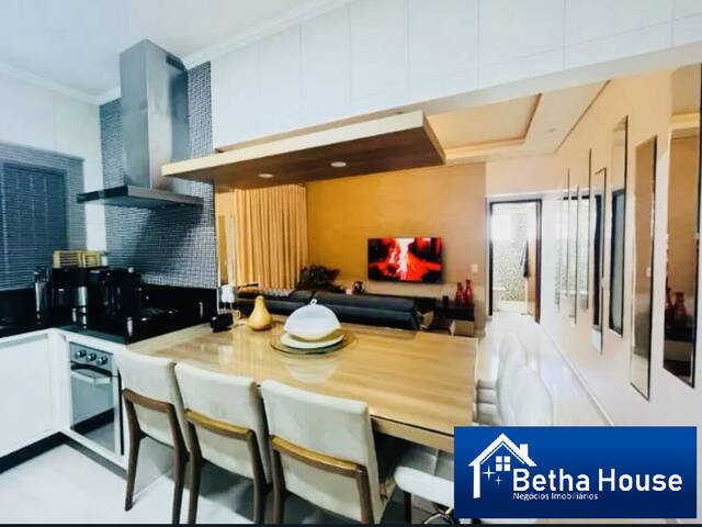 #2298 - Casa para Venda em Barueri - SP