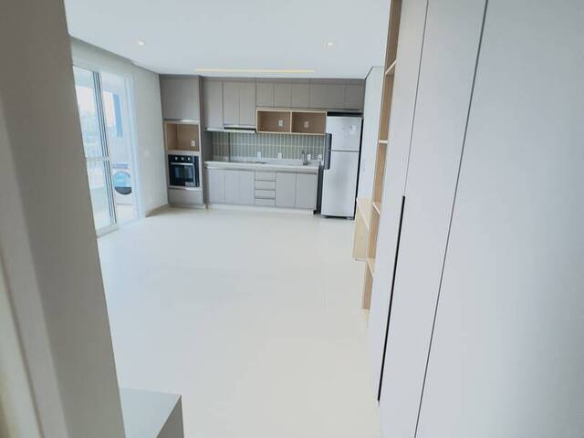 #2435 - Apartamento para Locação em Barueri - SP
