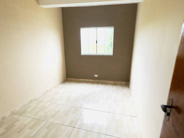 #2463 - Casa para Locação em Barueri - SP