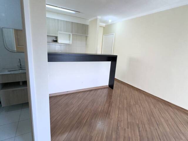 Locação em Jardim Tupanci - Barueri