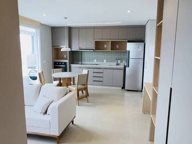 #2435 - Apartamento para Locação em Barueri - SP