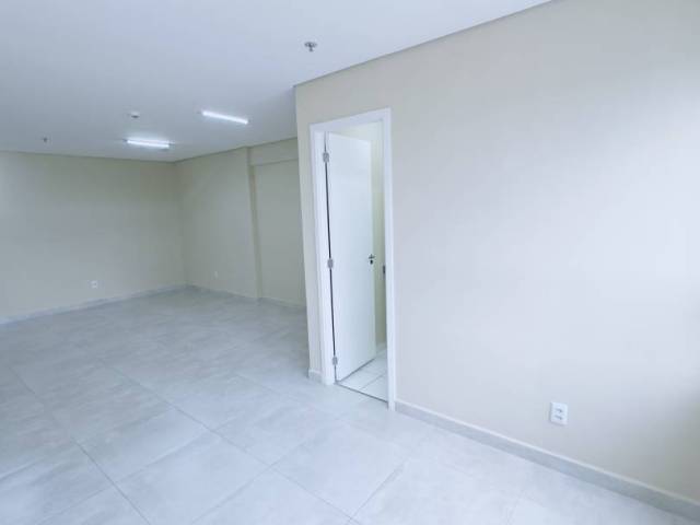 Sala para Venda em Barueri - 5
