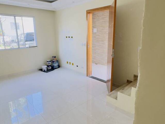 #2584 - Casa para Venda em Barueri - SP