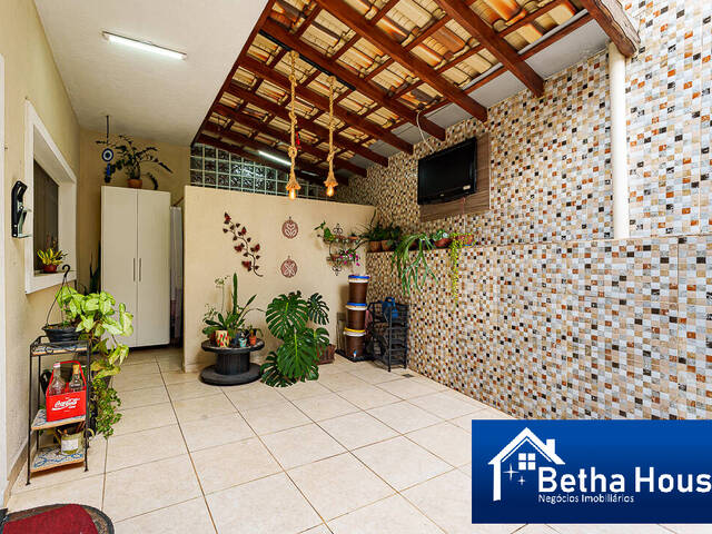 #2585 - Casa para Venda em Santana de Parnaíba - SP