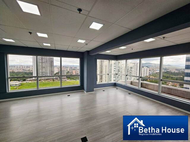 Locação em Green Valley Alphaville - Barueri