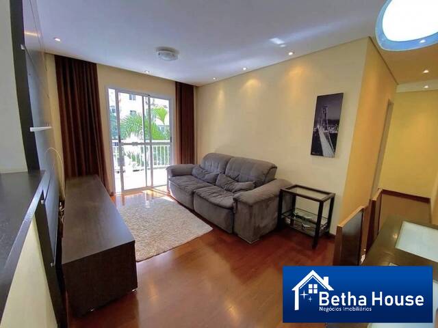 Locação em Jardim Tupanci - Barueri