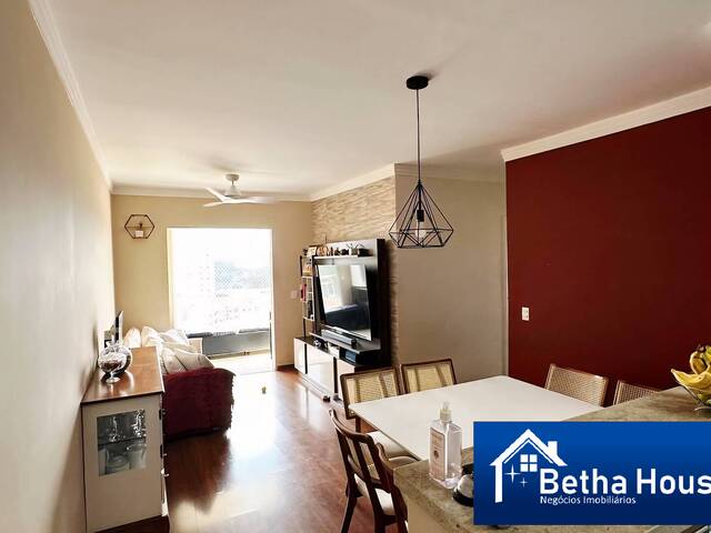 Locação em Jardim Tupanci - Barueri