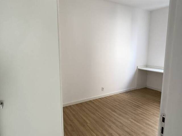 #2671 - Apartamento para Locação em Barueri - SP