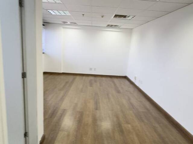 Sala para Venda em Barueri - 5