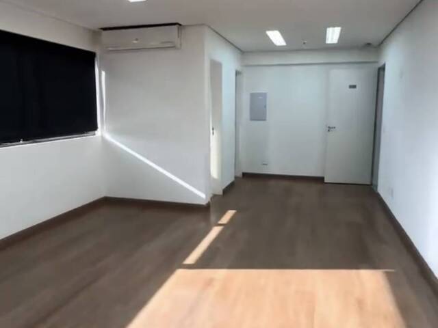 Sala para Venda em Barueri - 5