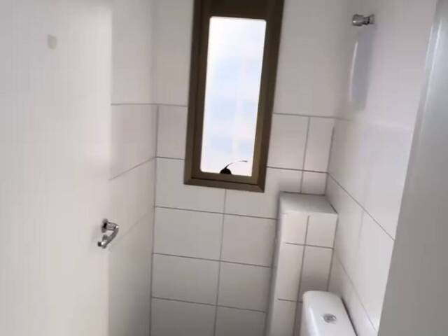 Sala para Venda em Barueri - 4