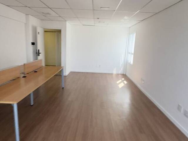 Sala para Locação em Barueri - 3