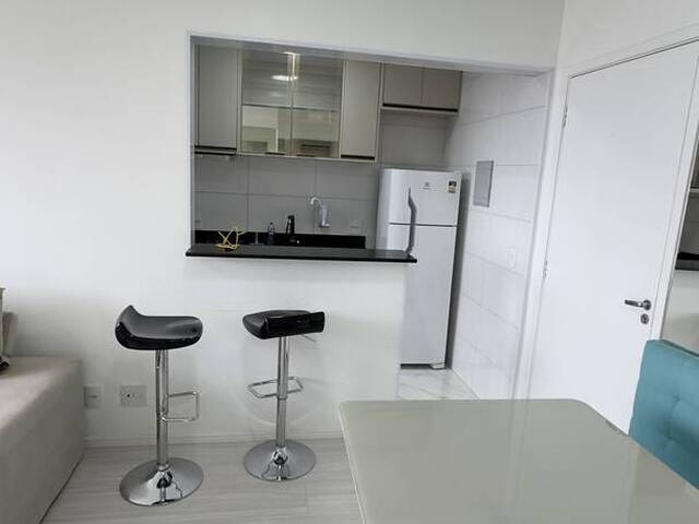 #2711 - Apartamento para Locação em Barueri - SP