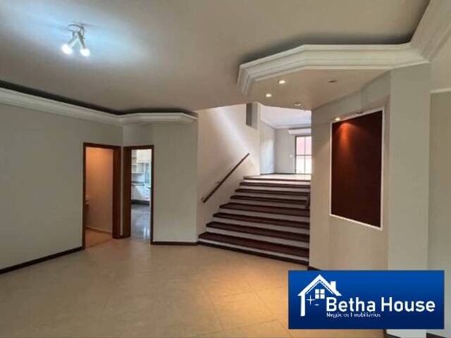 #2457 - Casa para Venda em Jandira - SP