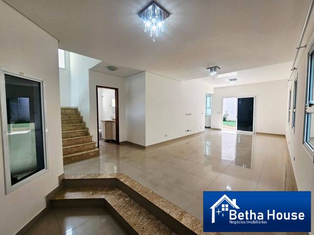 #2692 - Casa para Locação em Jandira - SP