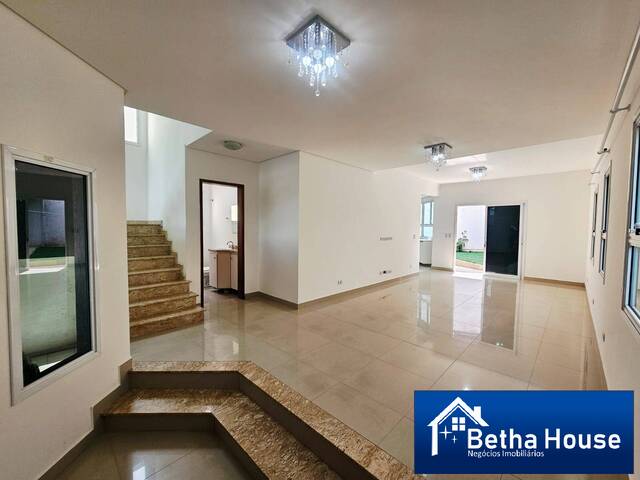 #2692 - Casa para Locação em Jandira - SP